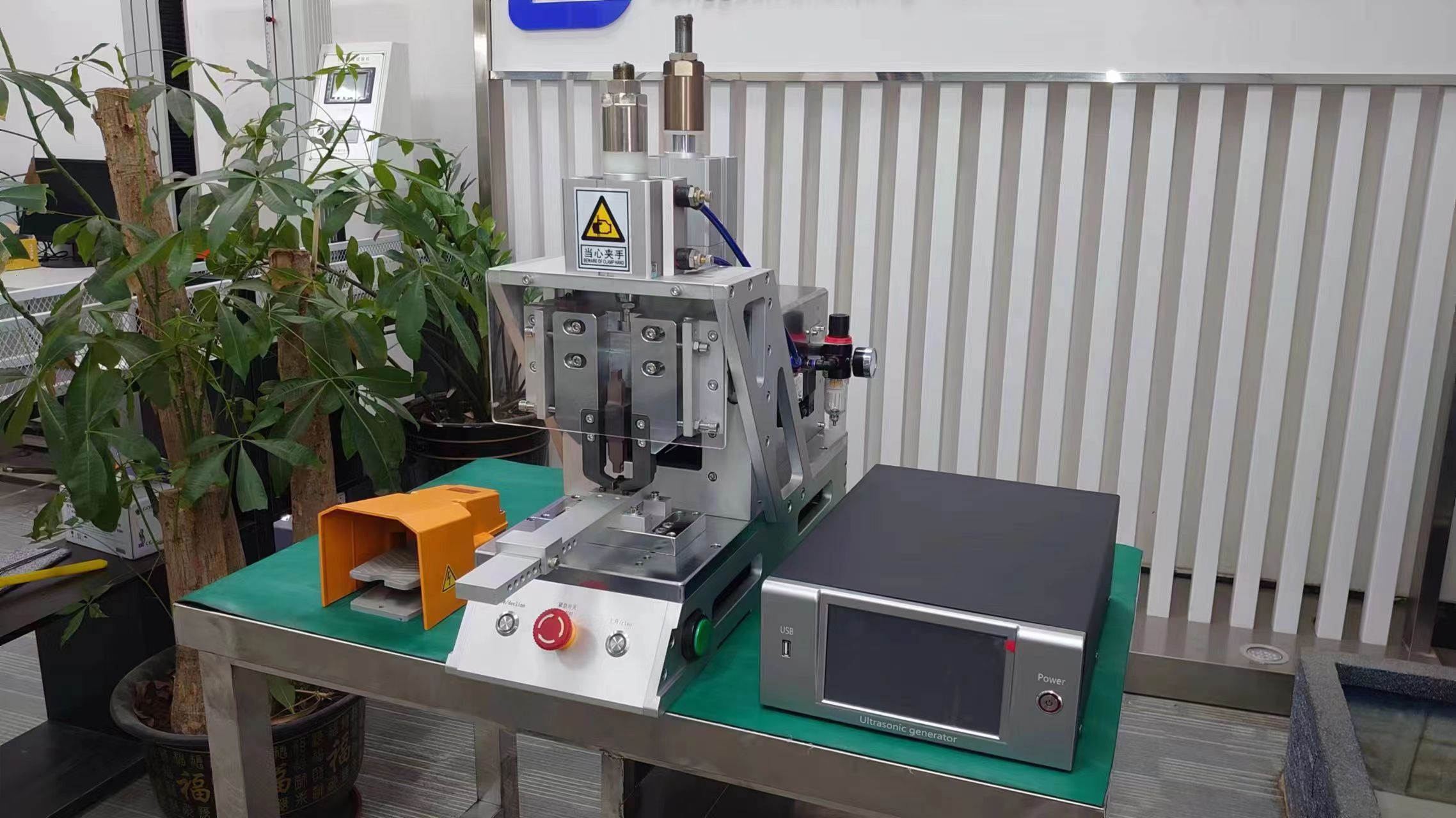 超聲波金屬焊接機頻率在不同產品應用中的具體影響